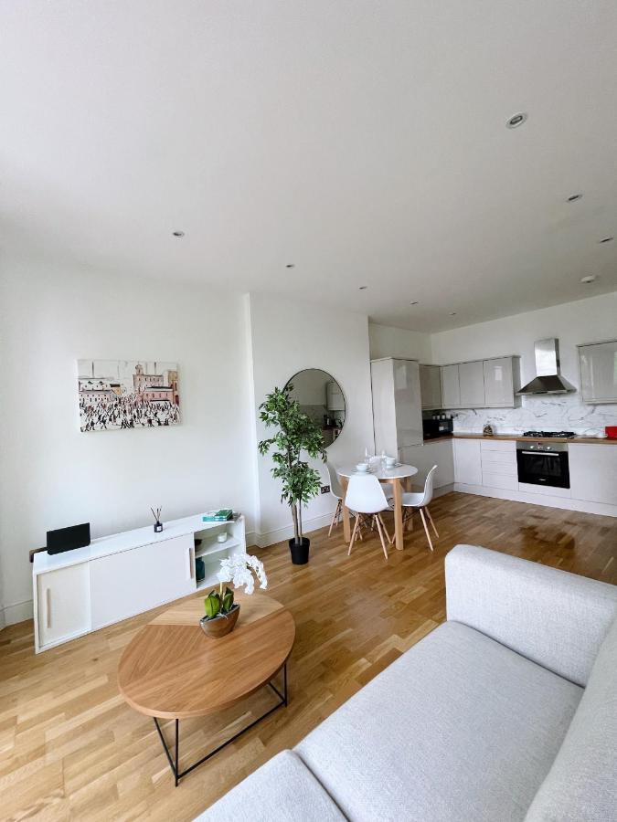 Apartament Modern And Light 2 Bed Flat In Sw2 Londyn Zewnętrze zdjęcie